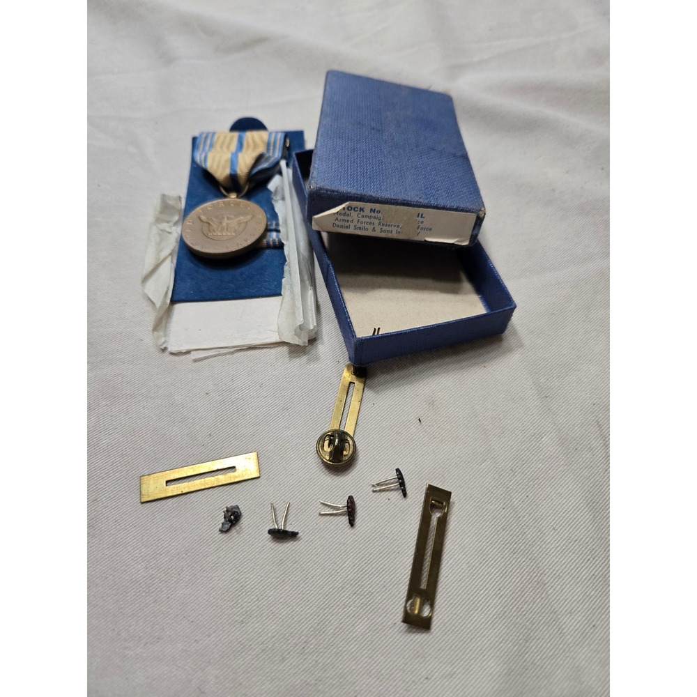 Vintage Armed Forces Reserve Medal Daniel Smilo & Sons US Military Award Boxed